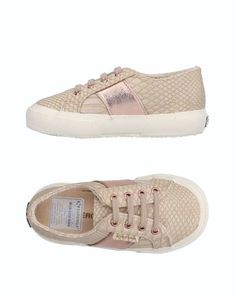 Низкие кеды и кроссовки Superga