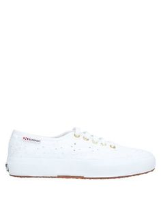 Низкие кеды и кроссовки Superga