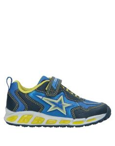 Низкие кеды и кроссовки Geox