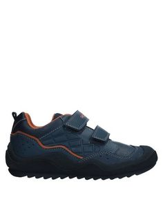 Низкие кеды и кроссовки Geox