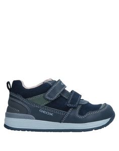 Низкие кеды и кроссовки Geox