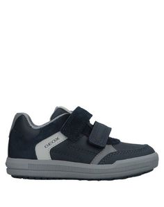 Низкие кеды и кроссовки Geox
