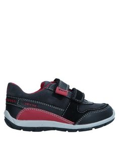 Низкие кеды и кроссовки Geox