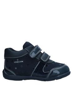 Низкие кеды и кроссовки Geox