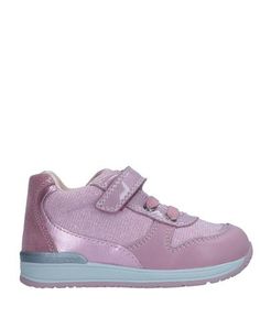Низкие кеды и кроссовки Geox
