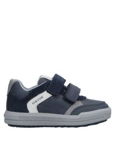 Низкие кеды и кроссовки Geox