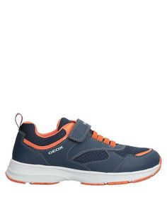 Низкие кеды и кроссовки Geox