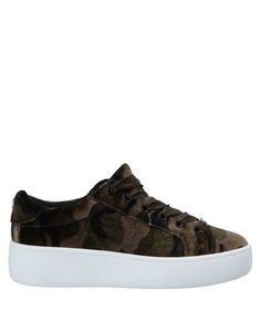 Низкие кеды и кроссовки Steve Madden