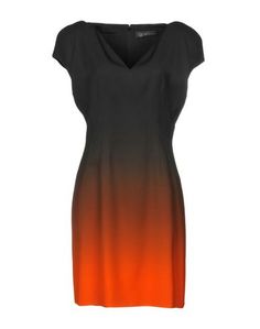Короткое платье Versace
