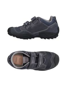 Низкие кеды и кроссовки Geox