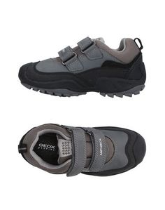 Низкие кеды и кроссовки Geox