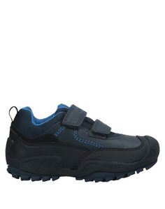 Низкие кеды и кроссовки Geox
