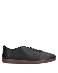 Низкие кеды и кроссовки Geox