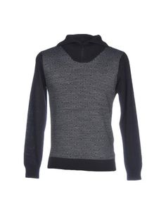 Водолазки Vneck