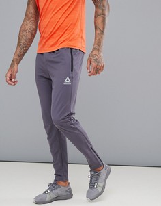 Суженные книзу серые джоггеры Reebok Training Work Out Ready Trackster CD5527 - Серый
