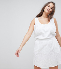 Платье мини с вышивкой ришелье в виде сердечек ASOS DESIGN Curve - Белый