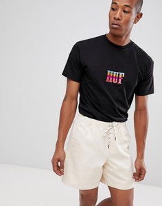 Черная футболка с логотипом на груди HUF Tourist - Черный