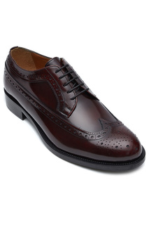 shoes British passport