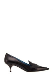 Черные туфли с логотипом Prada