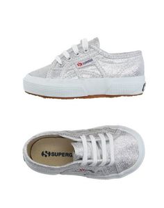 Низкие кеды и кроссовки Superga