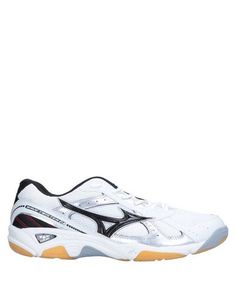 Низкие кеды и кроссовки Mizuno