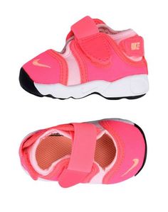 Низкие кеды и кроссовки Nike