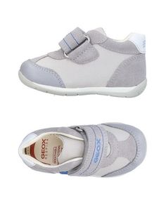 Низкие кеды и кроссовки Geox