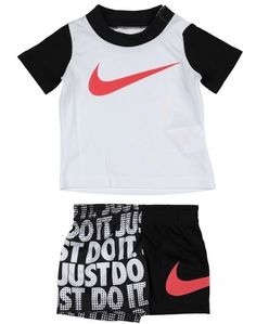 Комплекты Nike