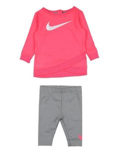 Комплекты Nike