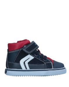 Низкие кеды и кроссовки Geox
