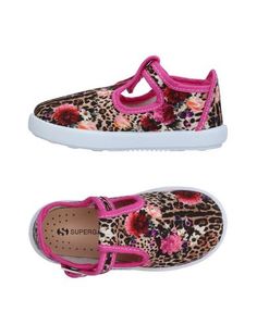 Низкие кеды и кроссовки Superga