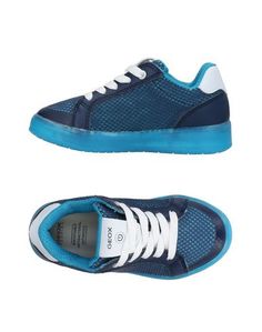 Низкие кеды и кроссовки Geox