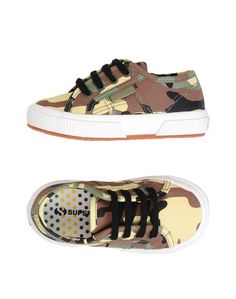 Низкие кеды и кроссовки Superga