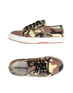 Низкие кеды и кроссовки Superga