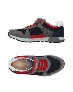 Низкие кеды и кроссовки Geox
