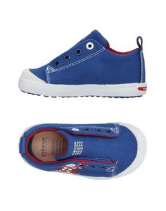 Низкие кеды и кроссовки Geox