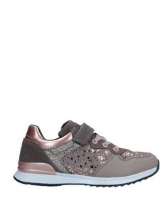 Низкие кеды и кроссовки Geox