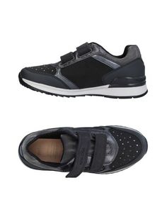 Низкие кеды и кроссовки Geox
