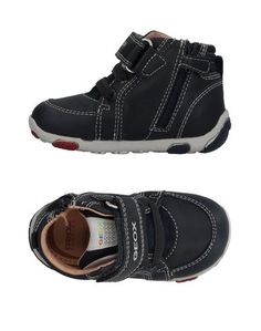 Низкие кеды и кроссовки Geox