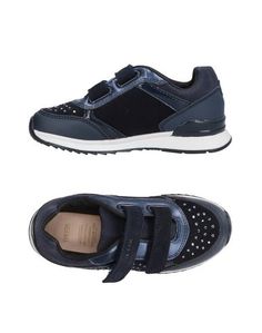 Низкие кеды и кроссовки Geox