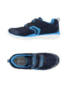 Низкие кеды и кроссовки Geox