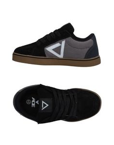 Низкие кеды и кроссовки ADE Shoes
