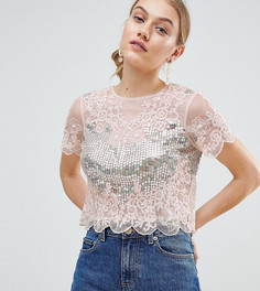 Розовая футболка с кружевной отделкой и пайетками ASOS DESIGN Petite - Розовый