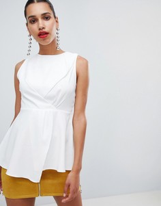 Топ с высоким воротом и баской PrettyLittleThing - Белый