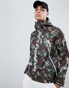 Куртка с камуфляжным принтом и светоотражающей отделкой AAPE By A Bathing Ape - Зеленый