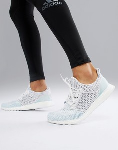 Белые кроссовки для бега adidas Running UltraBoost Parley BB7076 - Белый