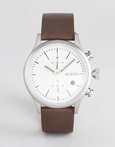 Часы с коричневым кожаным ремешком и хронографом Nixon A1163 Station - Коричневый