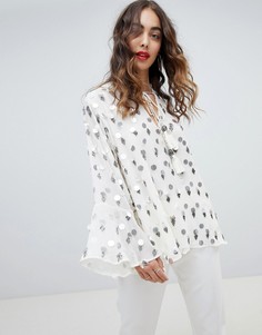 Свободная блузка с декоративной отделкой River Island - Кремовый
