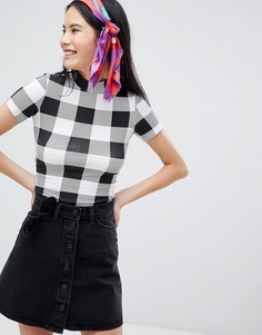 Футболка в клетку Monki - Черный