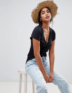 Футболка с V-образным вырезом Free People Clementine - Черный